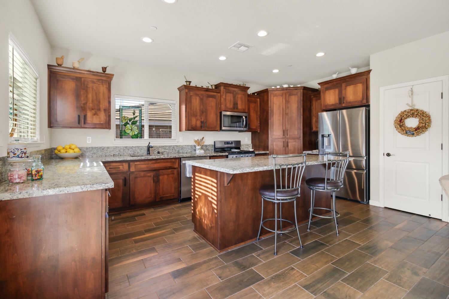 Detail Gallery Image 18 of 60 For 394 Avalon Dr, Ione,  CA 95640 - 3 Beds | 2 Baths