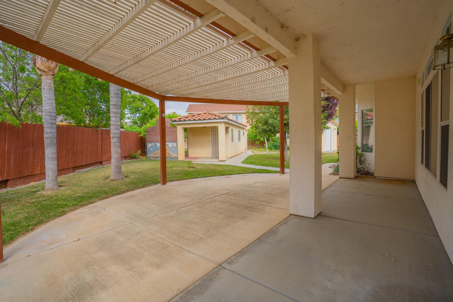 Detail Gallery Image 30 of 62 For 722 Ruddy Ct, Los Banos,  CA 93635 - 3 Beds | 2 Baths