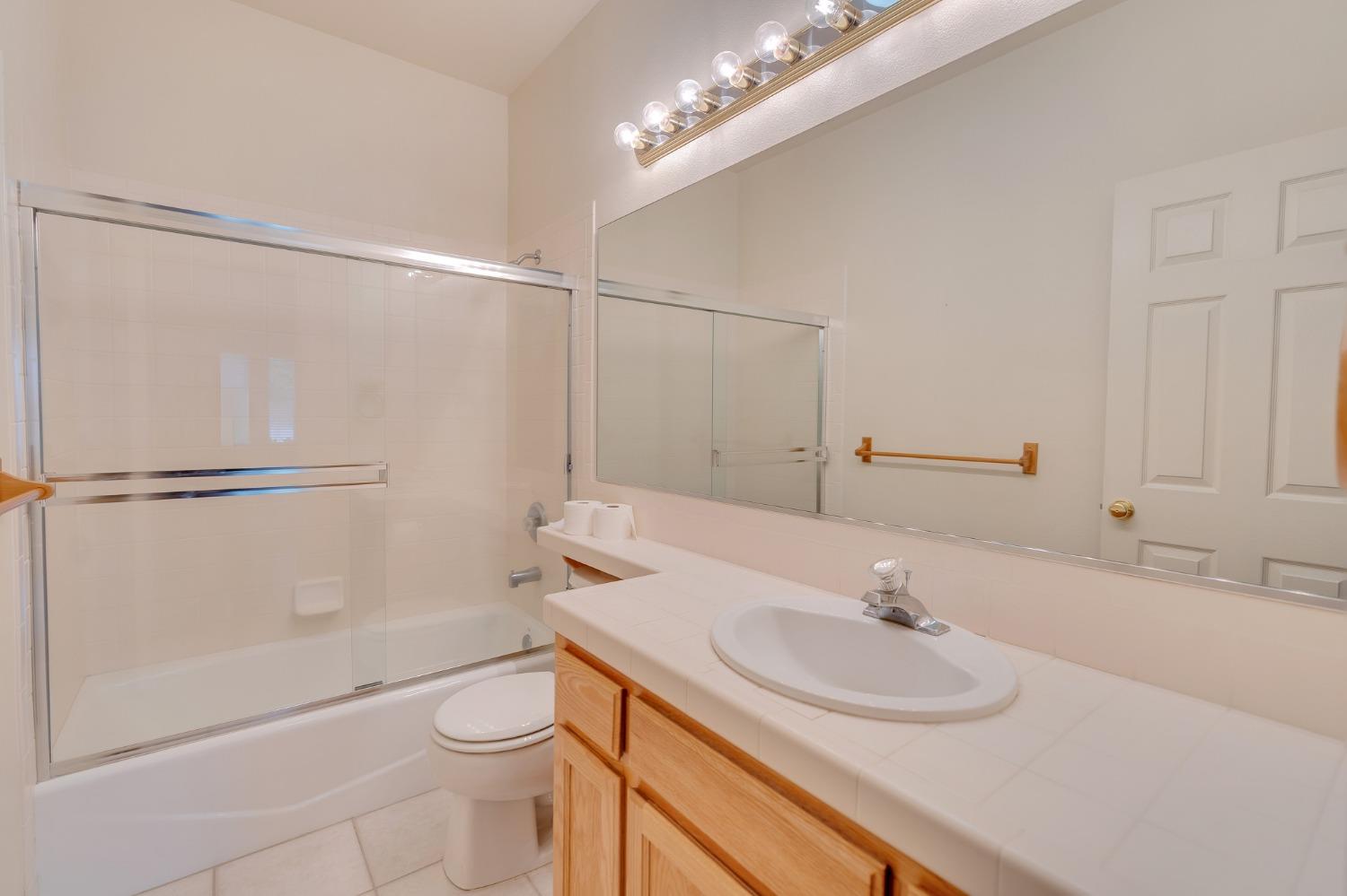 Detail Gallery Image 8 of 62 For 722 Ruddy Ct, Los Banos,  CA 93635 - 3 Beds | 2 Baths