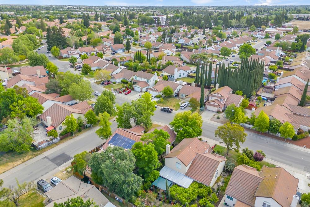 Detail Gallery Image 36 of 40 For 8254 Arroyo Vista Dr, Sacramento,  CA 95823 - 3 Beds | 2 Baths