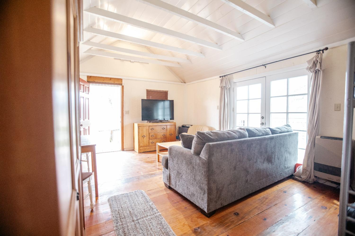 Detail Gallery Image 34 of 78 For 5963 Schilling Rd, Coulterville,  CA 95311 - 3 Beds | 2/1 Baths