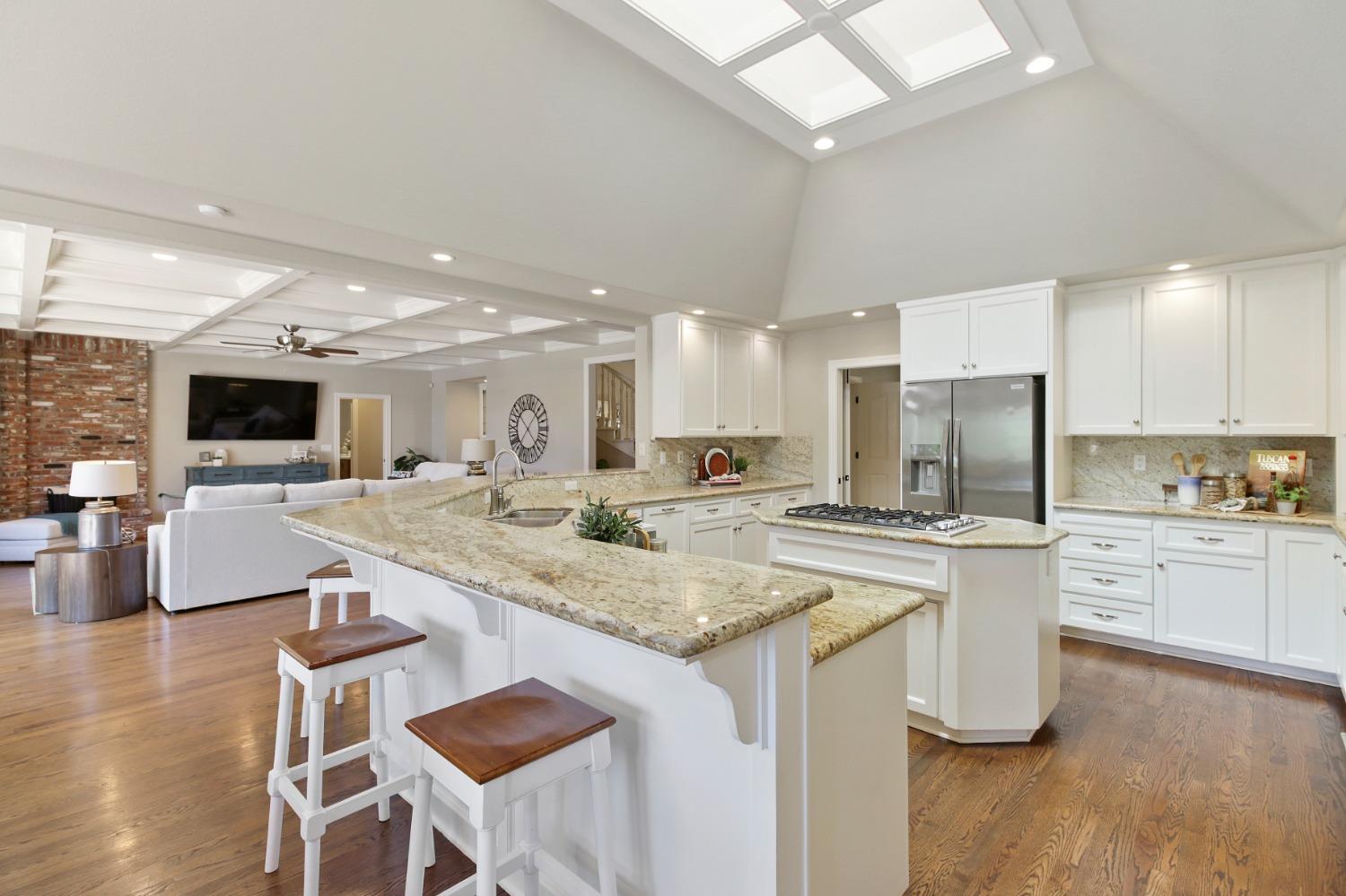 Detail Gallery Image 23 of 92 For 5060 Lexington Cir, Loomis,  CA 95650 - 6 Beds | 5 Baths
