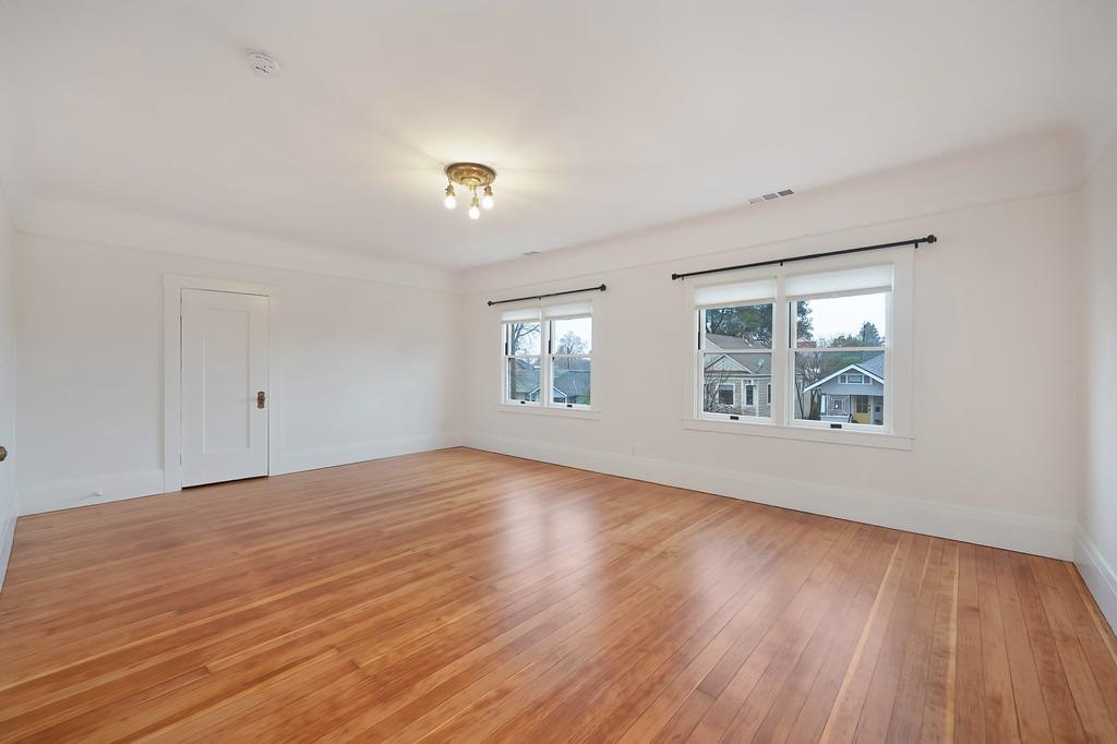 Detail Gallery Image 35 of 59 For 1333 33rd St, Sacramento,  CA 95816 - 5 Beds | 2 Baths