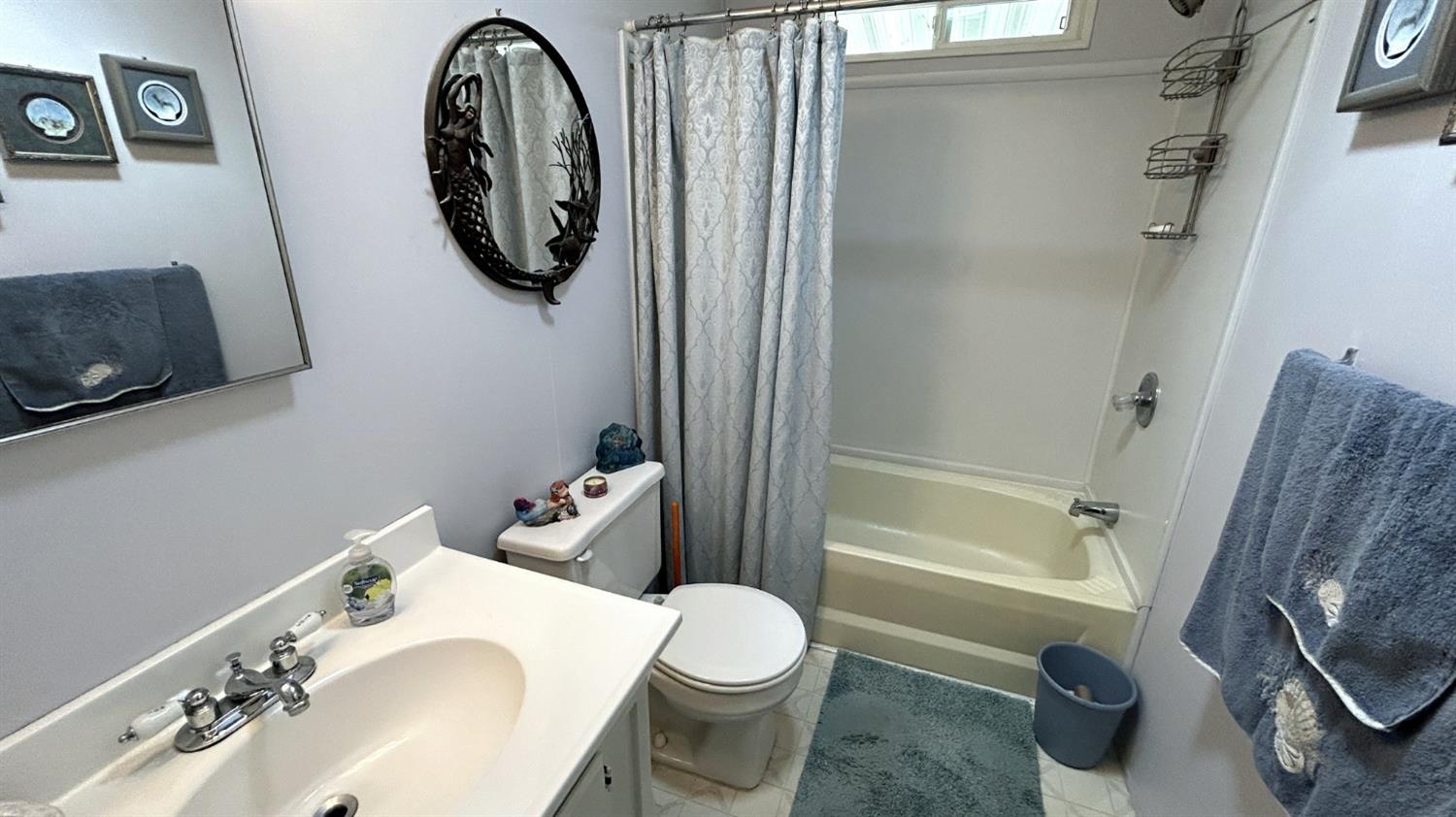 Detail Gallery Image 9 of 11 For 3901 Lake Rd 157, West Sacramento,  CA 95691 - 3 Beds | 2 Baths