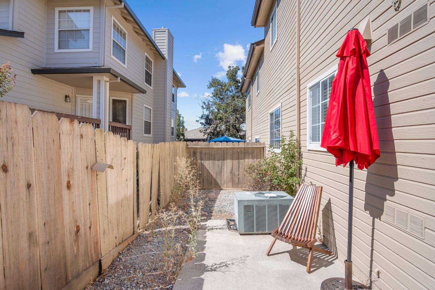 Darpinian Way, Sonora, California image 40
