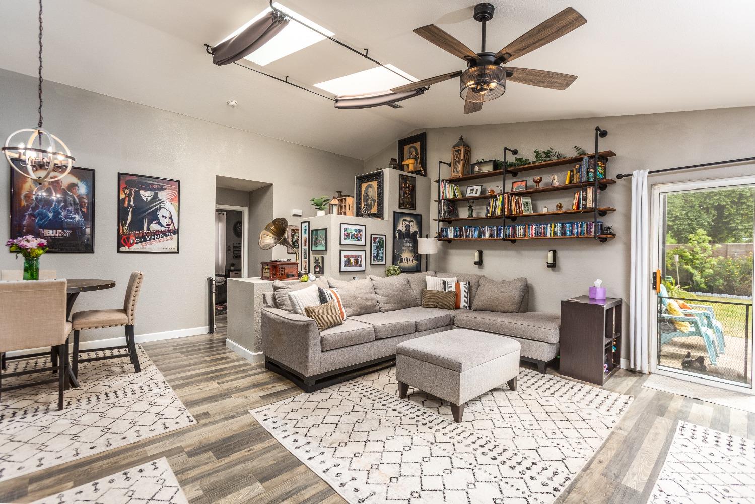Larkflower Way, Lincoln, California image 3
