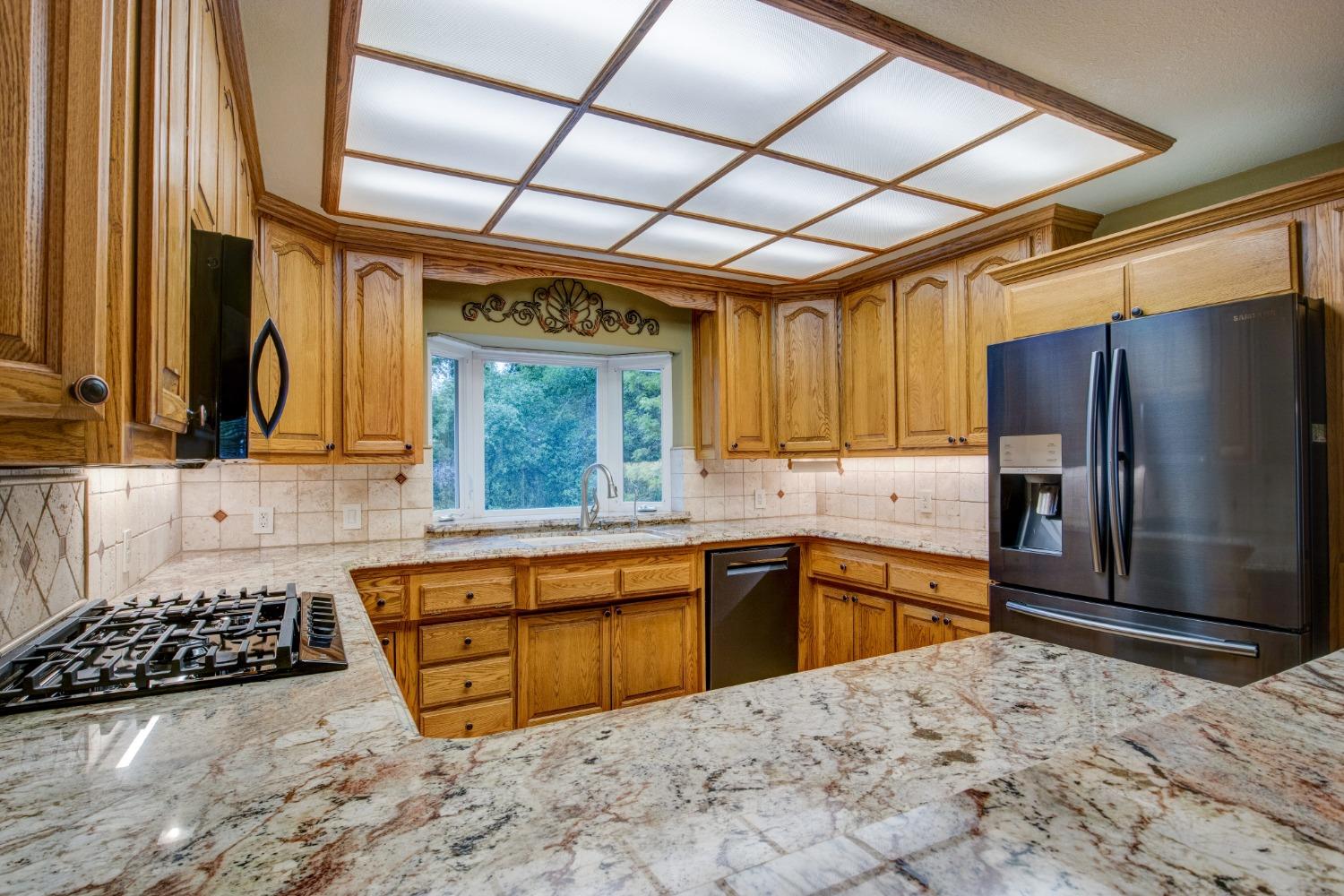 Detail Gallery Image 15 of 97 For 6909 Flat Creek Rd, Somerset,  CA 95684 - 3 Beds | 2/1 Baths