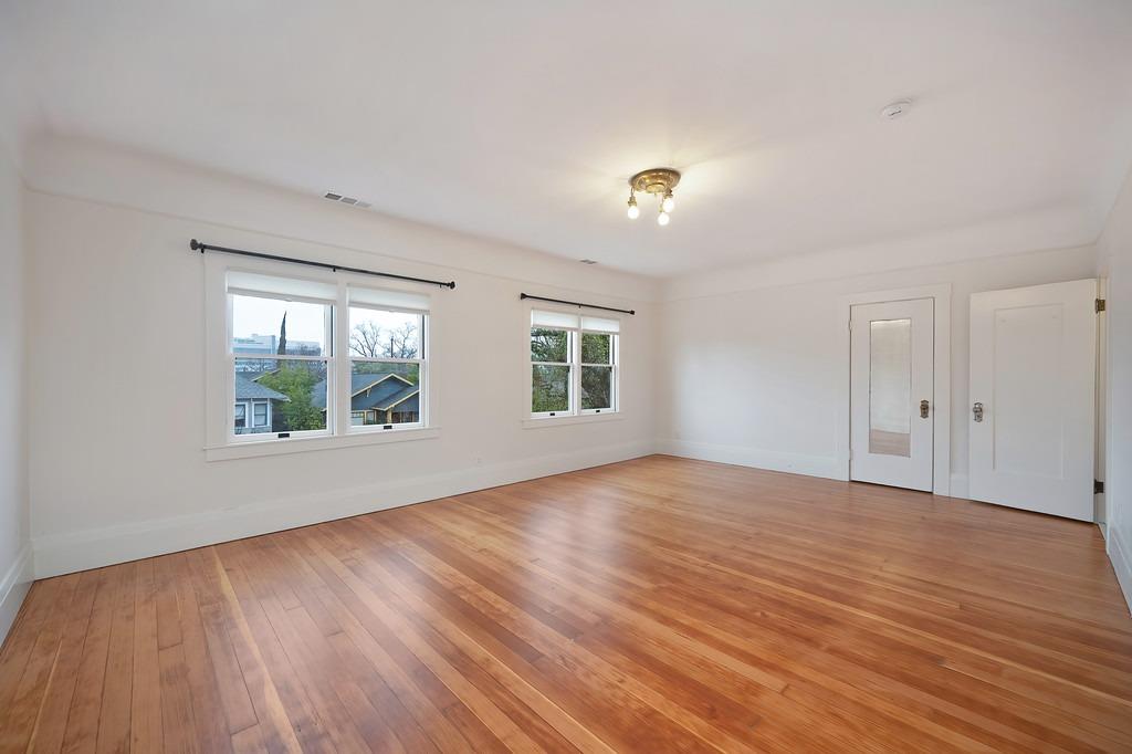 Detail Gallery Image 34 of 59 For 1333 33rd St, Sacramento,  CA 95816 - 5 Beds | 2 Baths