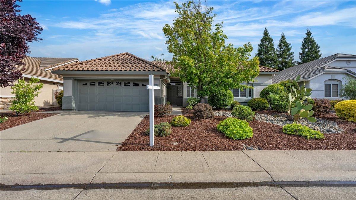Red Willow Lane, Roseville, California image 1