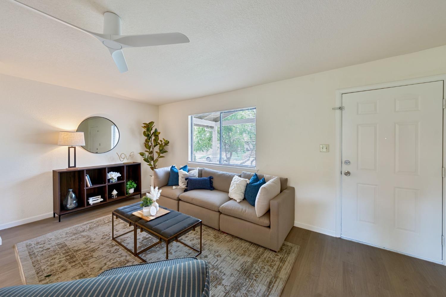 Detail Gallery Image 6 of 32 For 6719 Quanah Way, Orangevale,  CA 95662 - 3 Beds | 1/1 Baths