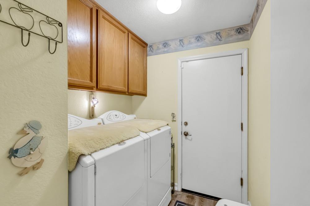 Detail Gallery Image 23 of 40 For 8254 Arroyo Vista Dr, Sacramento,  CA 95823 - 3 Beds | 2 Baths