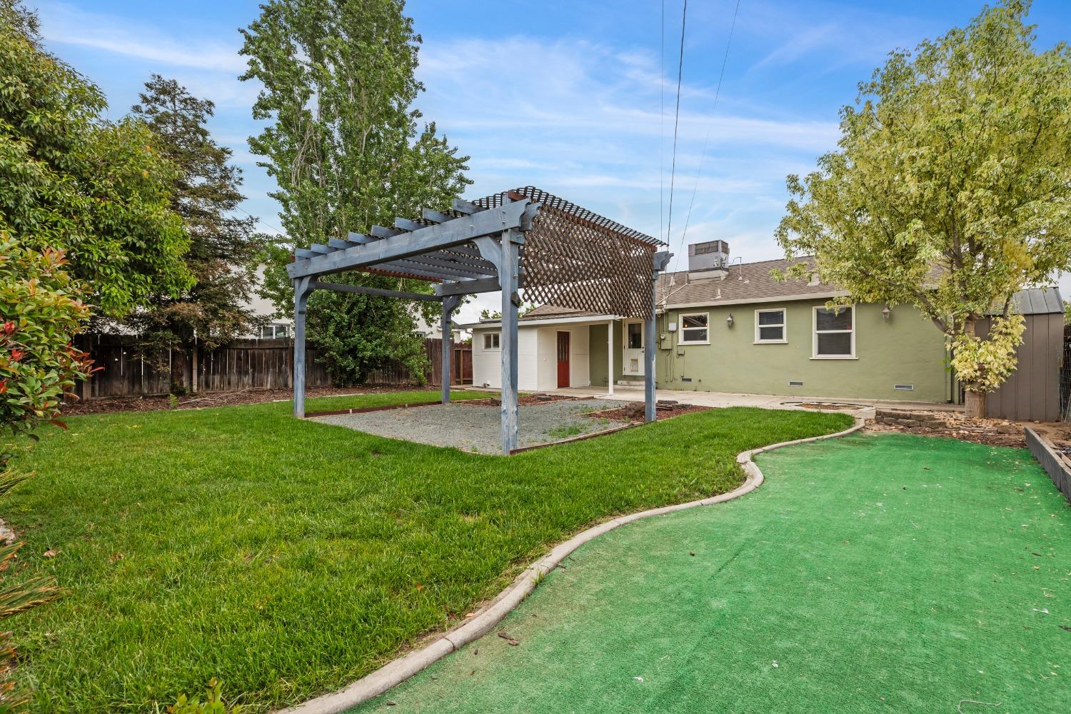 Fir Street, Manteca, California image 19