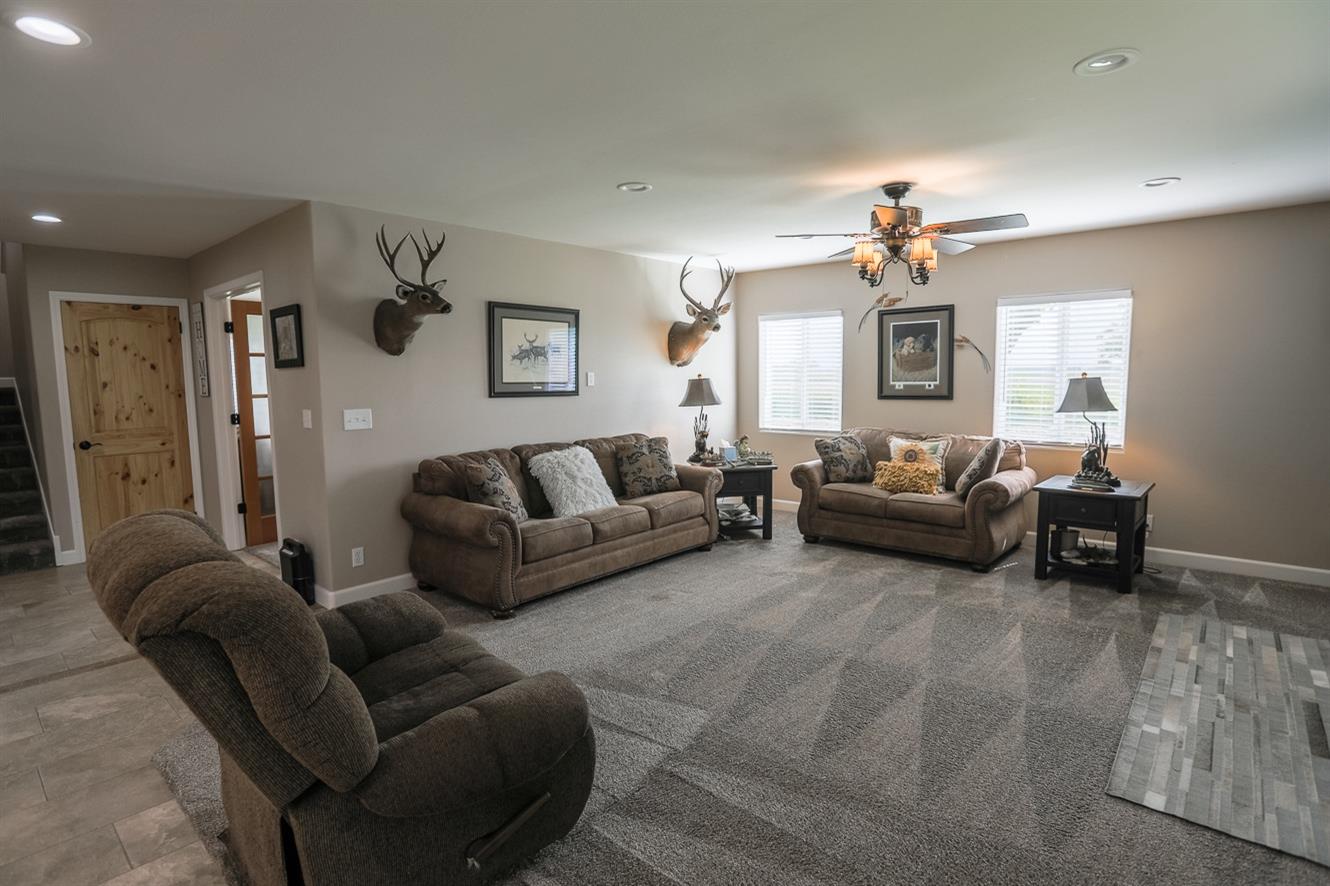 Detail Gallery Image 14 of 67 For 249 Jem Rd, Oroville,  CA 95965 - 5 Beds | 3 Baths