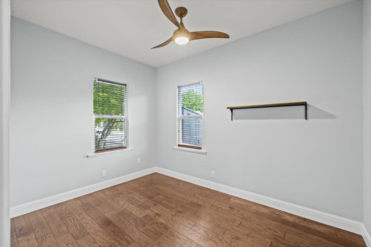 Detail Gallery Image 14 of 25 For 2600 20th St, Sacramento,  CA 95818 - 2 Beds | 1 Baths