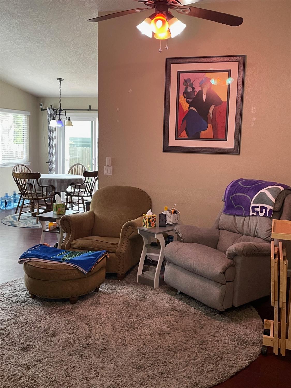 Roseana Court, Fair Oaks, California image 4