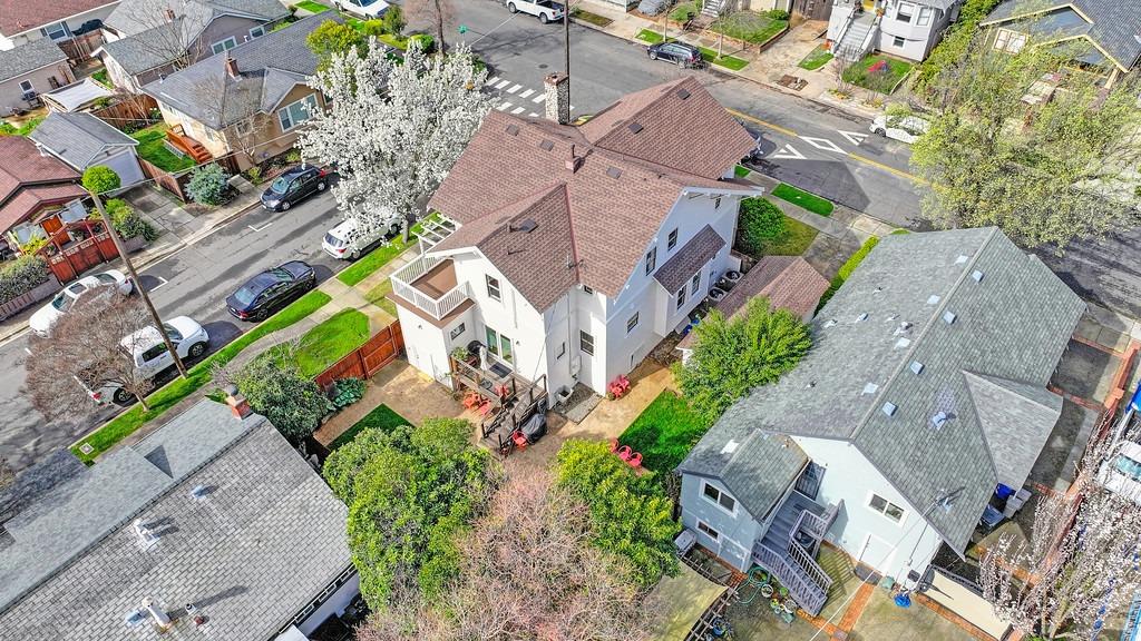 Detail Gallery Image 45 of 59 For 1333 33rd St, Sacramento,  CA 95816 - 5 Beds | 2 Baths