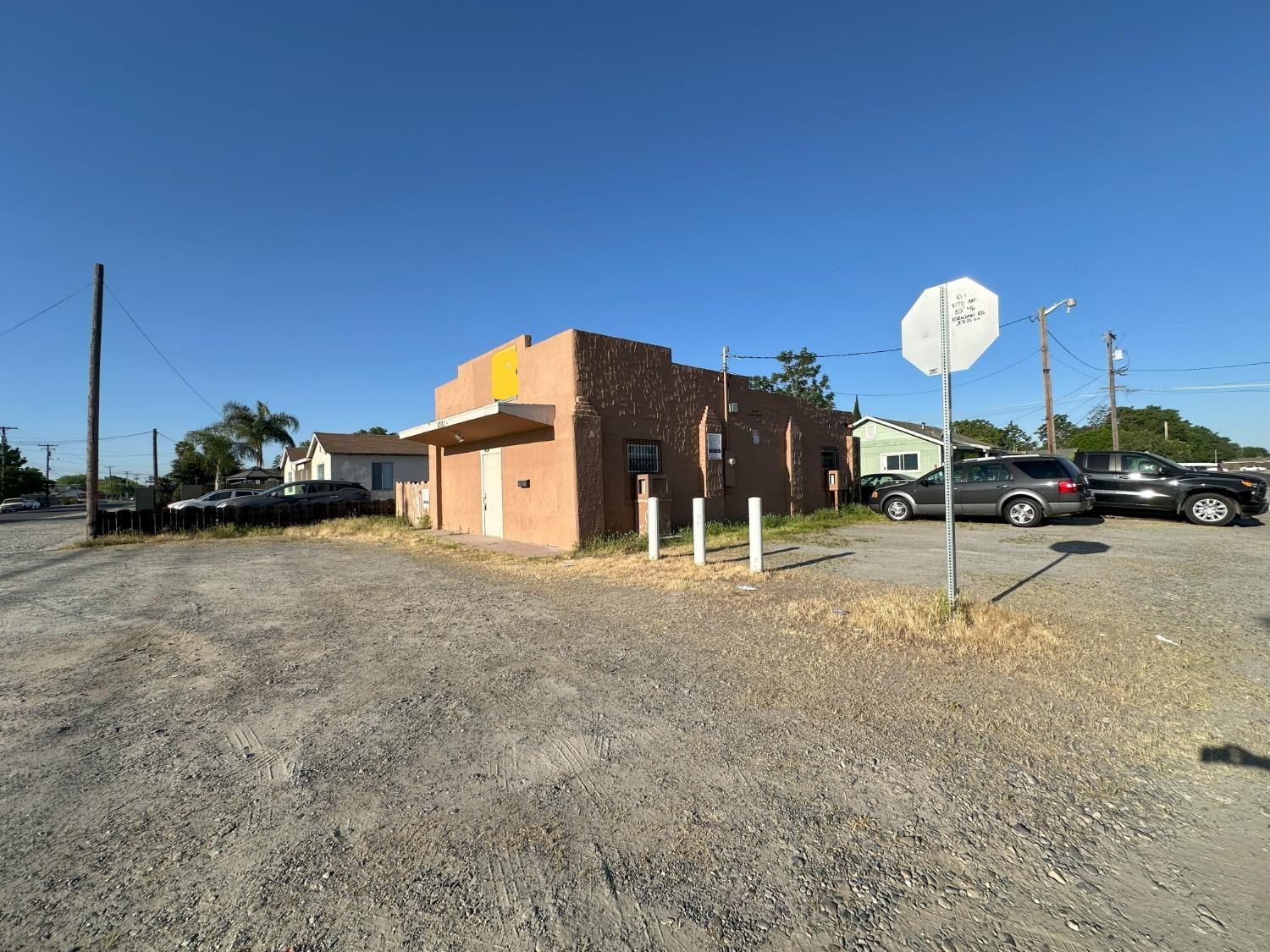 Vito Avenue, Modesto, California image 2