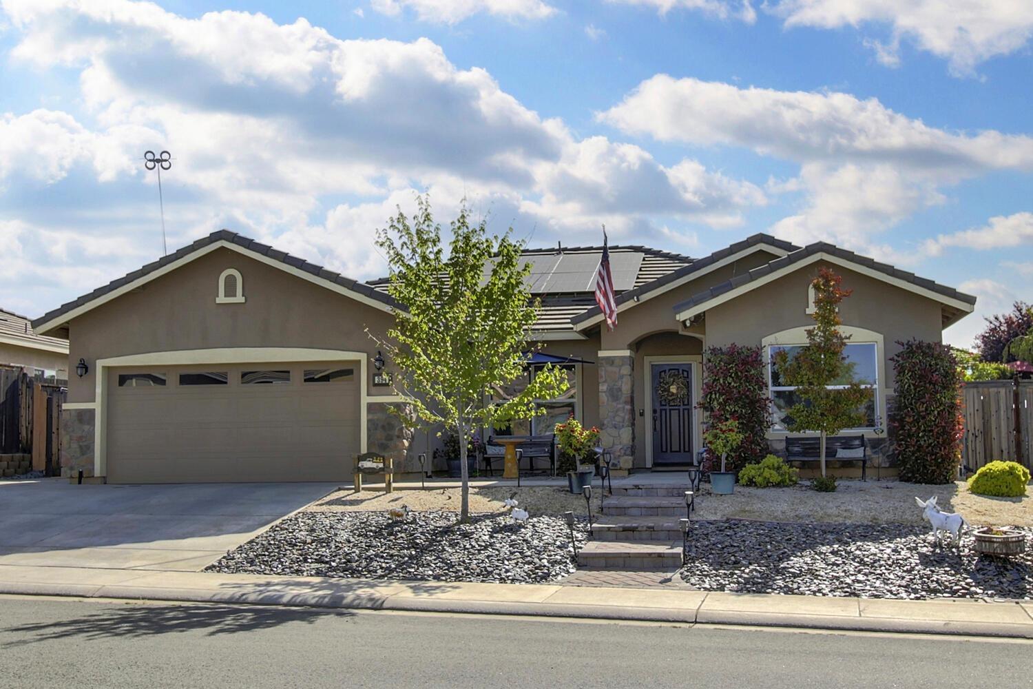 Detail Gallery Image 1 of 60 For 394 Avalon Dr, Ione,  CA 95640 - 3 Beds | 2 Baths