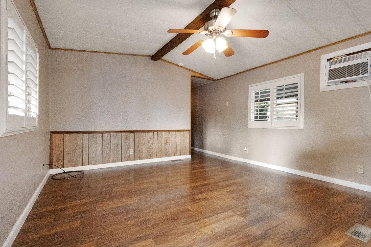Detail Gallery Image 5 of 23 For 9454 N Hwy 99 9, Stockton,  CA 95212 - 2 Beds | 1 Baths