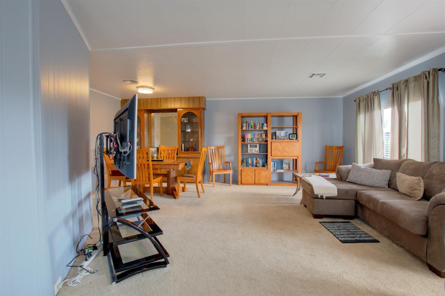 Detail Gallery Image 11 of 46 For 1400 N Tully Rd 60, Turlock,  CA 95380 - 2 Beds | 2 Baths