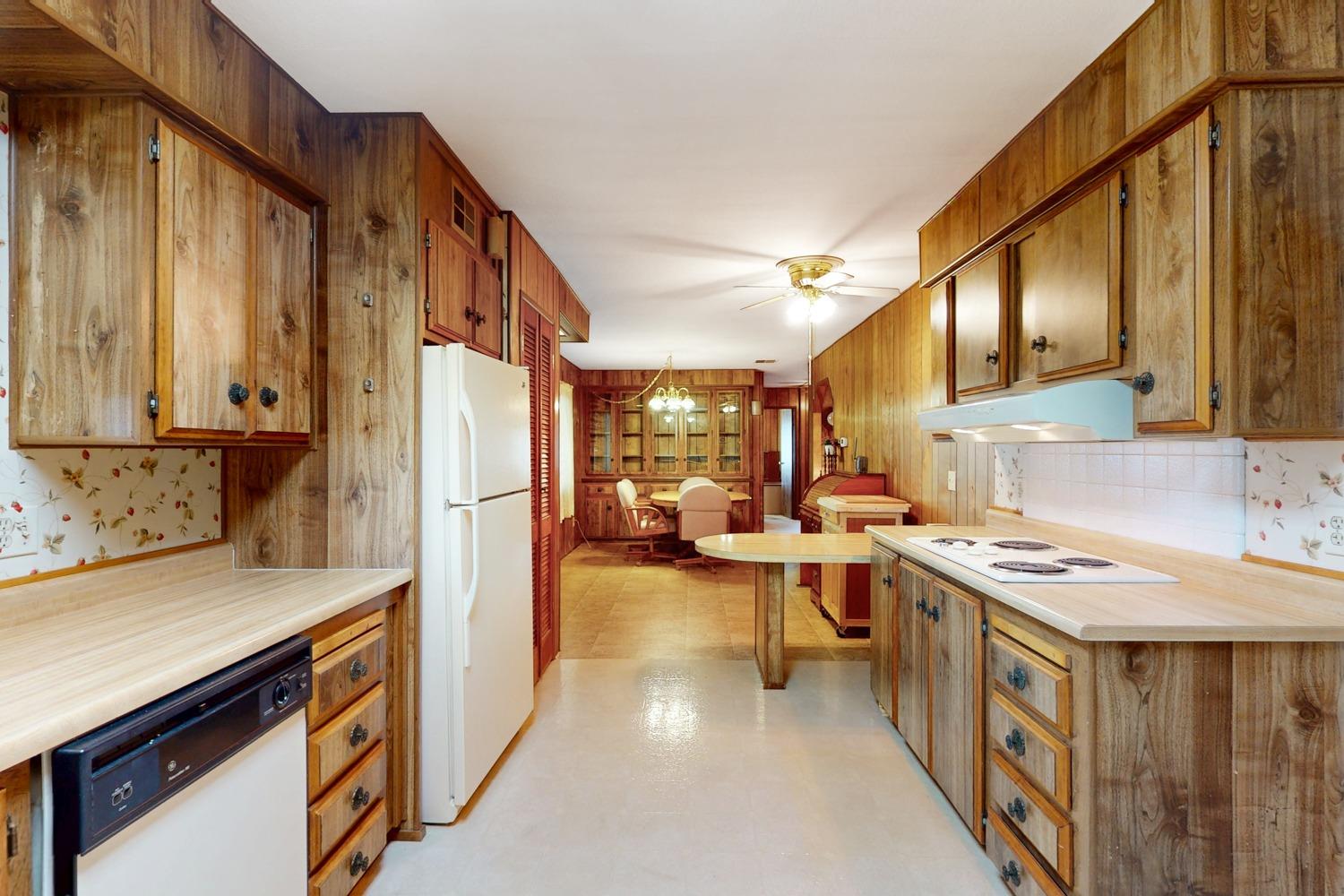 Detail Gallery Image 24 of 45 For 126 El Verano, Yuba City,  CA 95993 - 3 Beds | 2 Baths