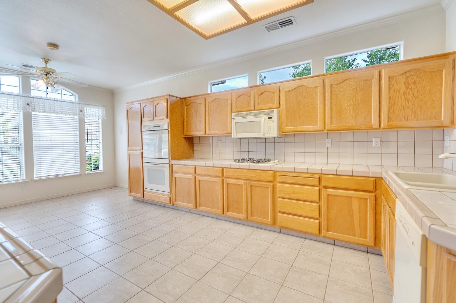 Detail Gallery Image 23 of 62 For 722 Ruddy Ct, Los Banos,  CA 93635 - 3 Beds | 2 Baths