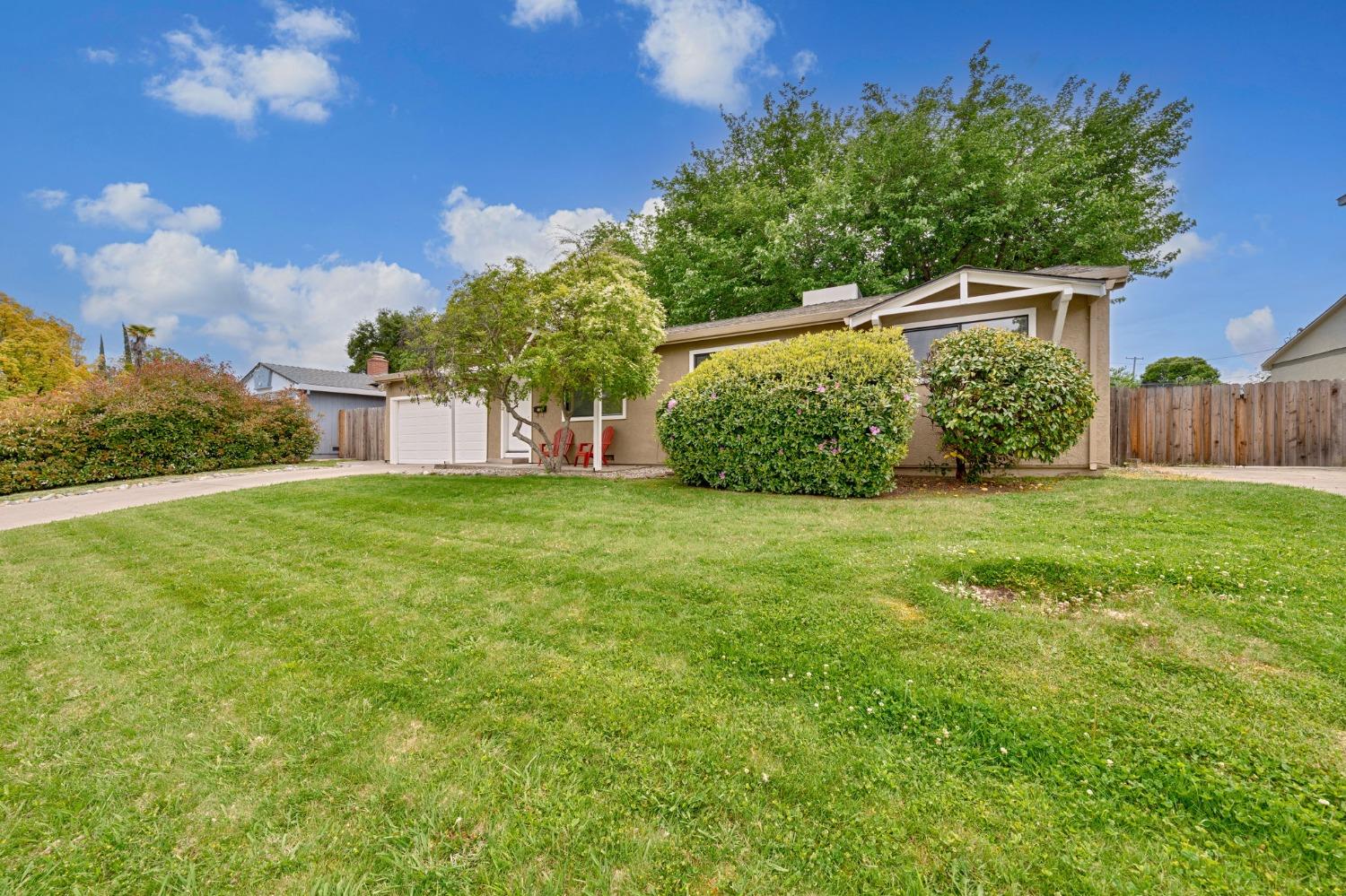 Detail Gallery Image 3 of 32 For 6719 Quanah Way, Orangevale,  CA 95662 - 3 Beds | 1/1 Baths