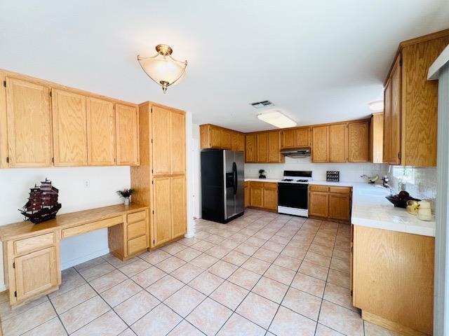 Detail Gallery Image 10 of 30 For 201 Ali Ct, Tracy,  CA 95376 - 4 Beds | 3 Baths