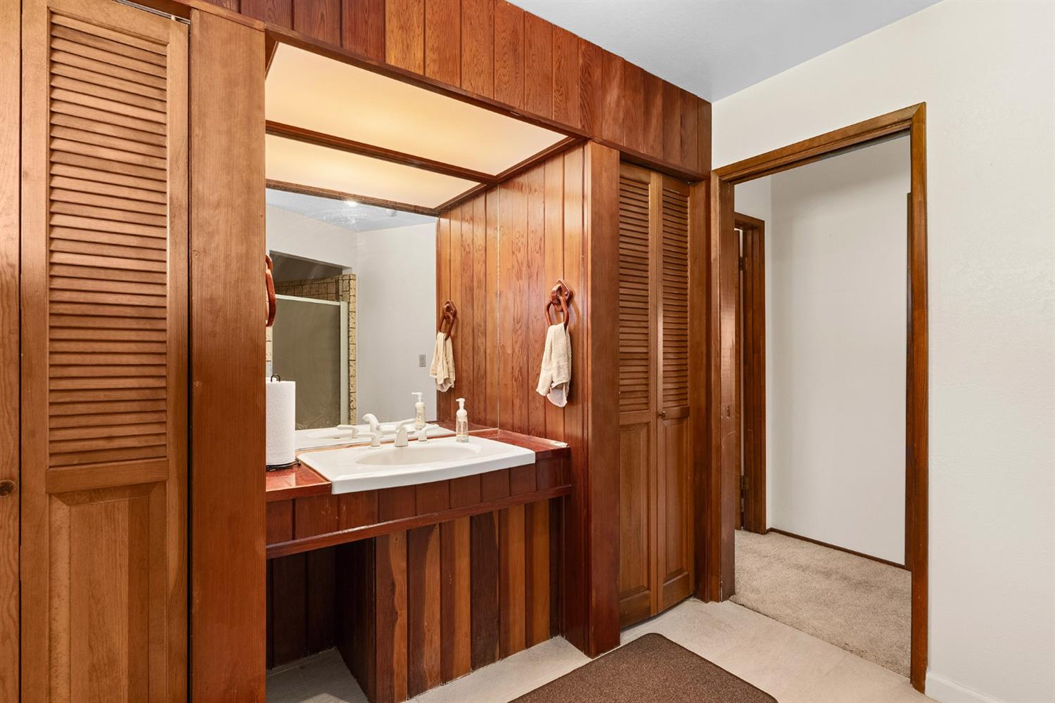 Altatina Drive, Chico, California image 30