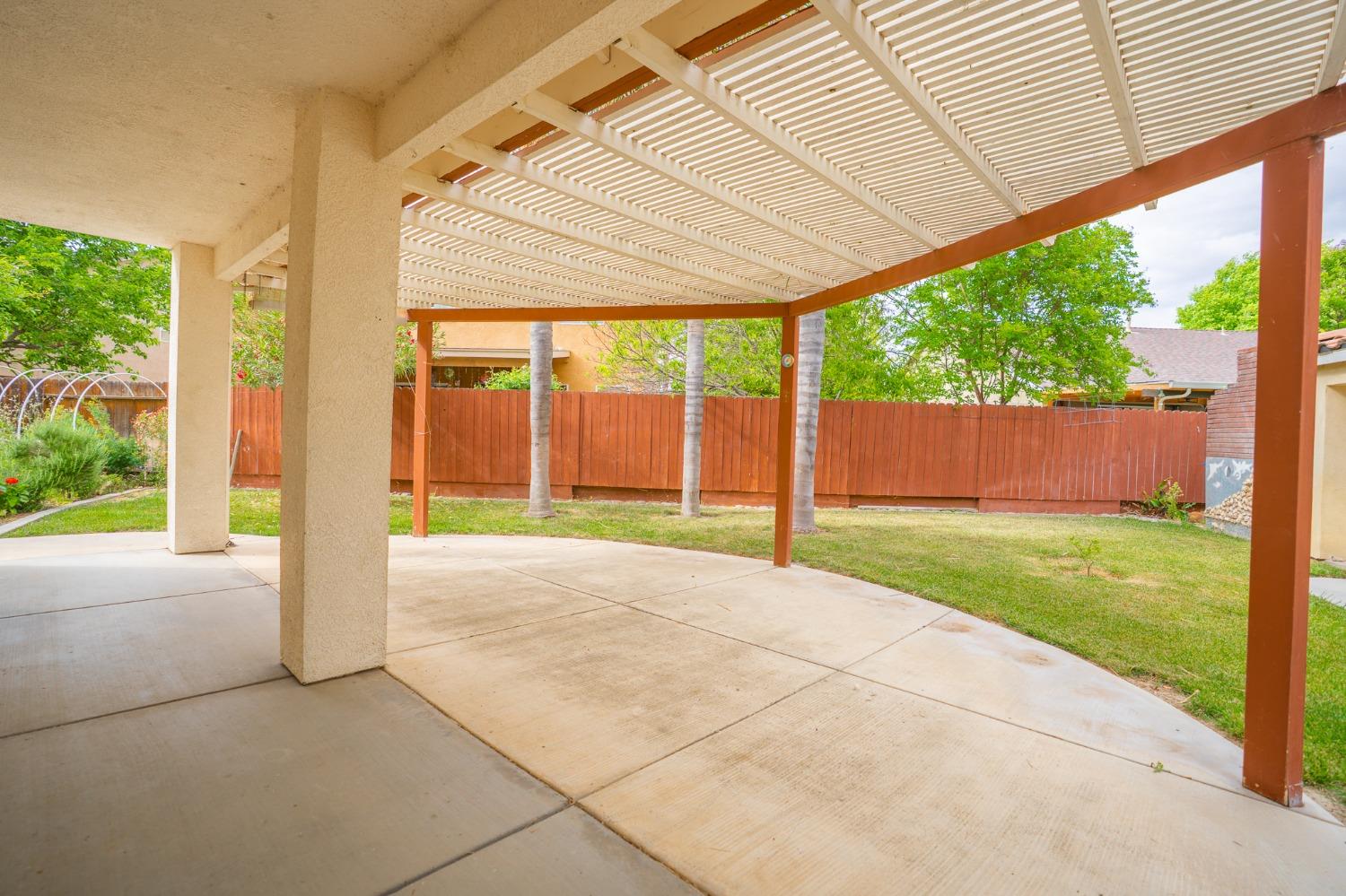 Detail Gallery Image 38 of 62 For 722 Ruddy Ct, Los Banos,  CA 93635 - 3 Beds | 2 Baths
