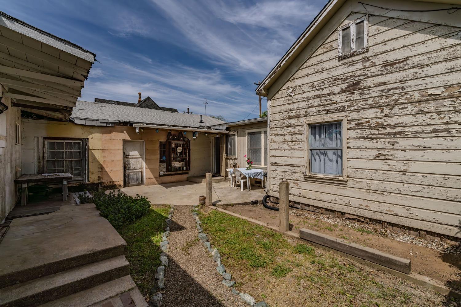 Detail Gallery Image 41 of 72 For 217 S Buena Vista St, Ione,  CA 95640 - 5 Beds | 2 Baths