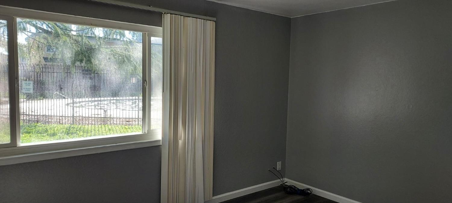 Photo #7: 225053680 Listing: Photo #7