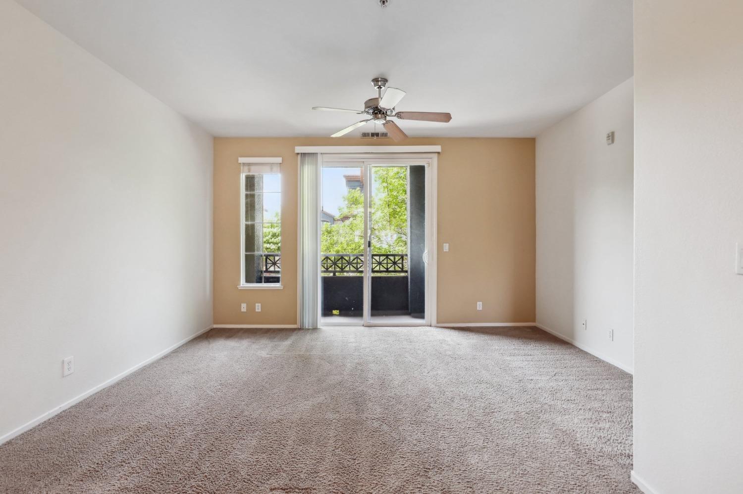 Photo #6: 225042951 Listing: Photo #6