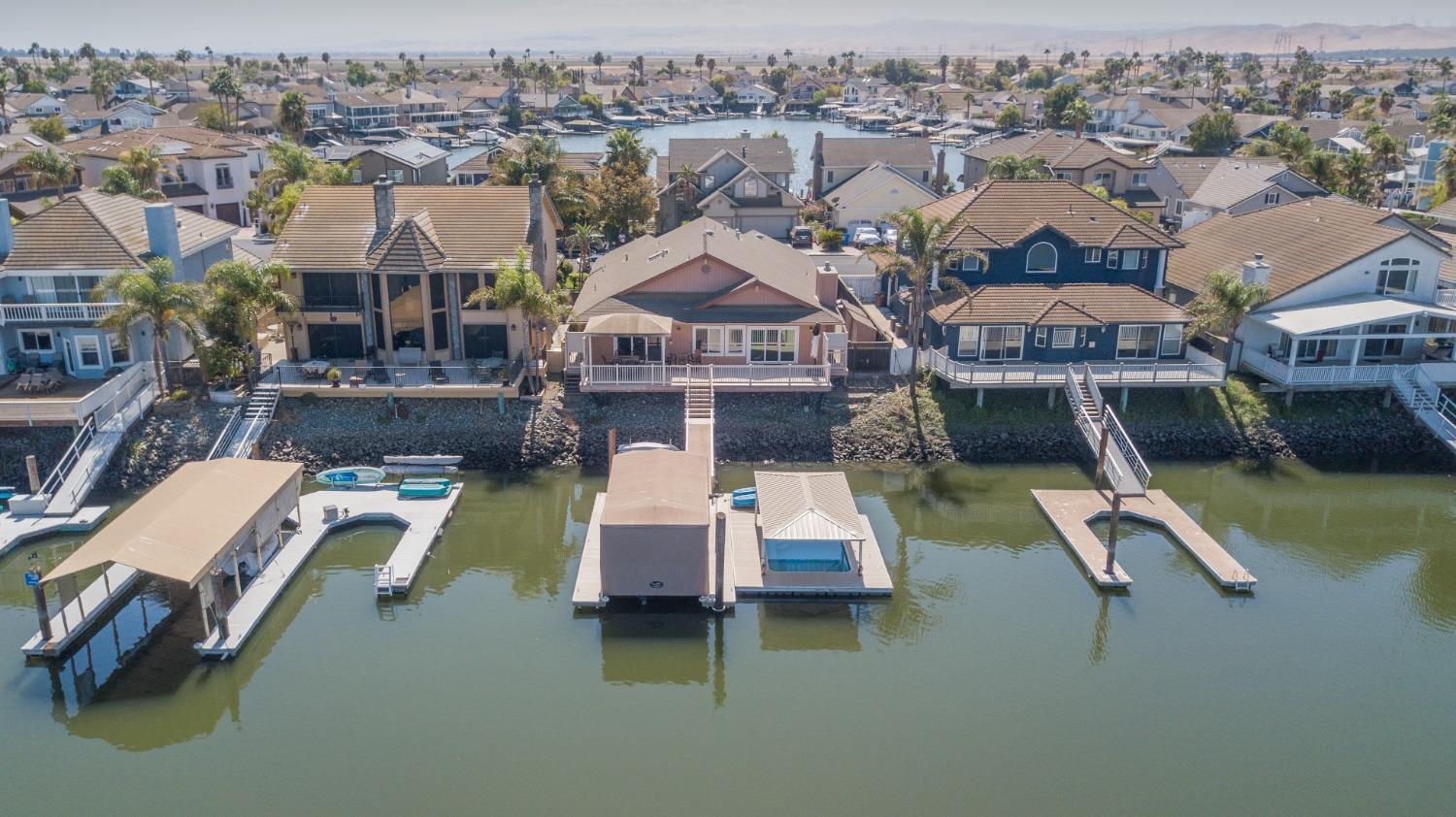 Detail Gallery Image 5 of 35 For 4461 Driftwood Ct, Discovery Bay,  CA 94505 - 3 Beds | 2 Baths