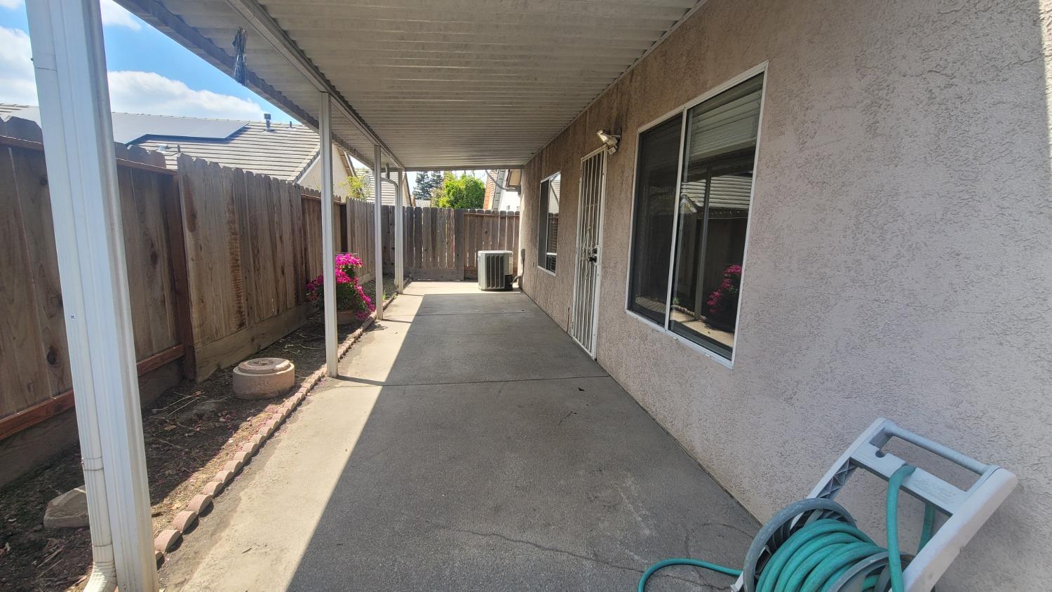 Detail Gallery Image 22 of 25 For 1117 La Mesa, Escalon,  CA 95320 - 3 Beds | 2 Baths