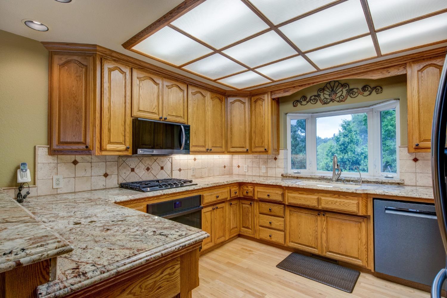 Detail Gallery Image 16 of 97 For 6909 Flat Creek Rd, Somerset,  CA 95684 - 3 Beds | 2/1 Baths