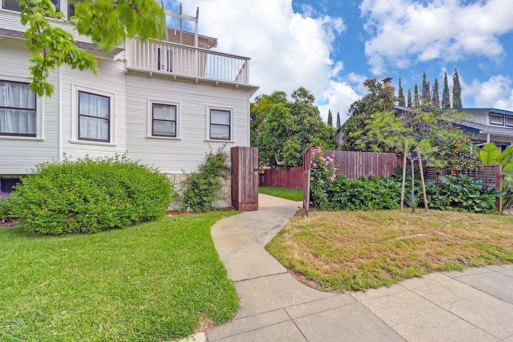 Detail Gallery Image 42 of 59 For 1333 33rd St, Sacramento,  CA 95816 - 5 Beds | 2 Baths