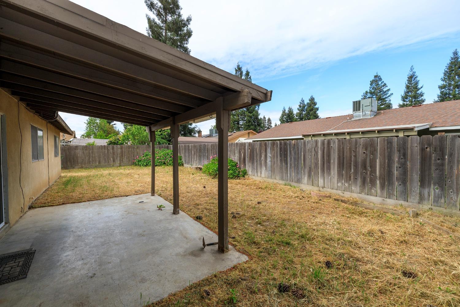 Burgundy Drive, Escalon, California image 37