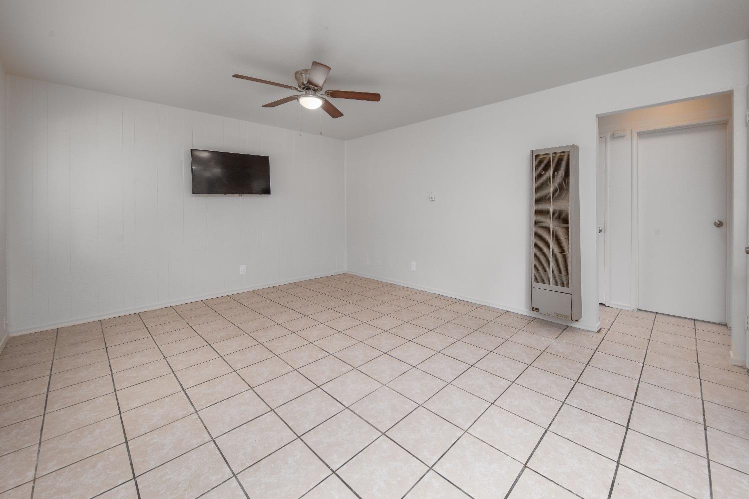 W Swain Road #B, Stockton, California image 7