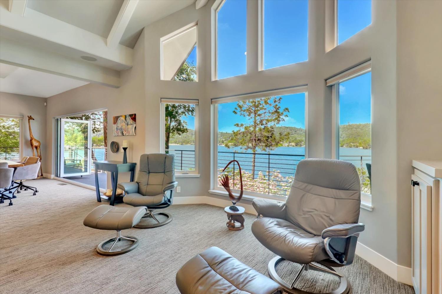 Detail Gallery Image 8 of 85 For 18388 Chaparral Dr, Penn Valley,  CA 95946 - 4 Beds | 3 Baths