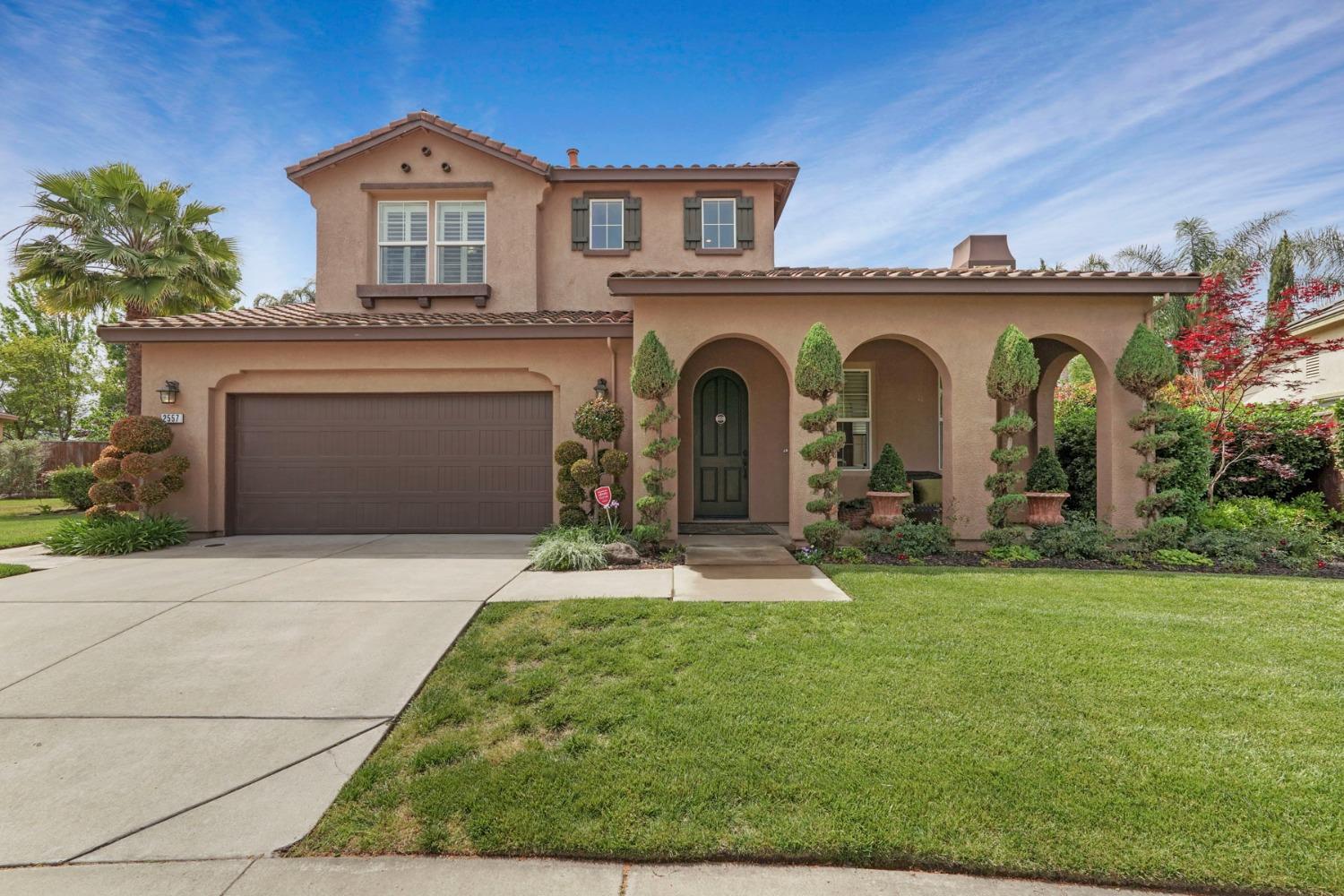 Pinkerton Way, Lodi, California image 1