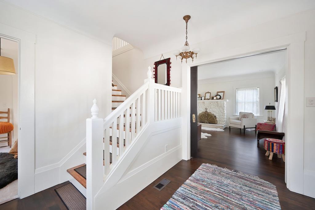 Detail Gallery Image 7 of 59 For 1333 33rd St, Sacramento,  CA 95816 - 5 Beds | 2 Baths
