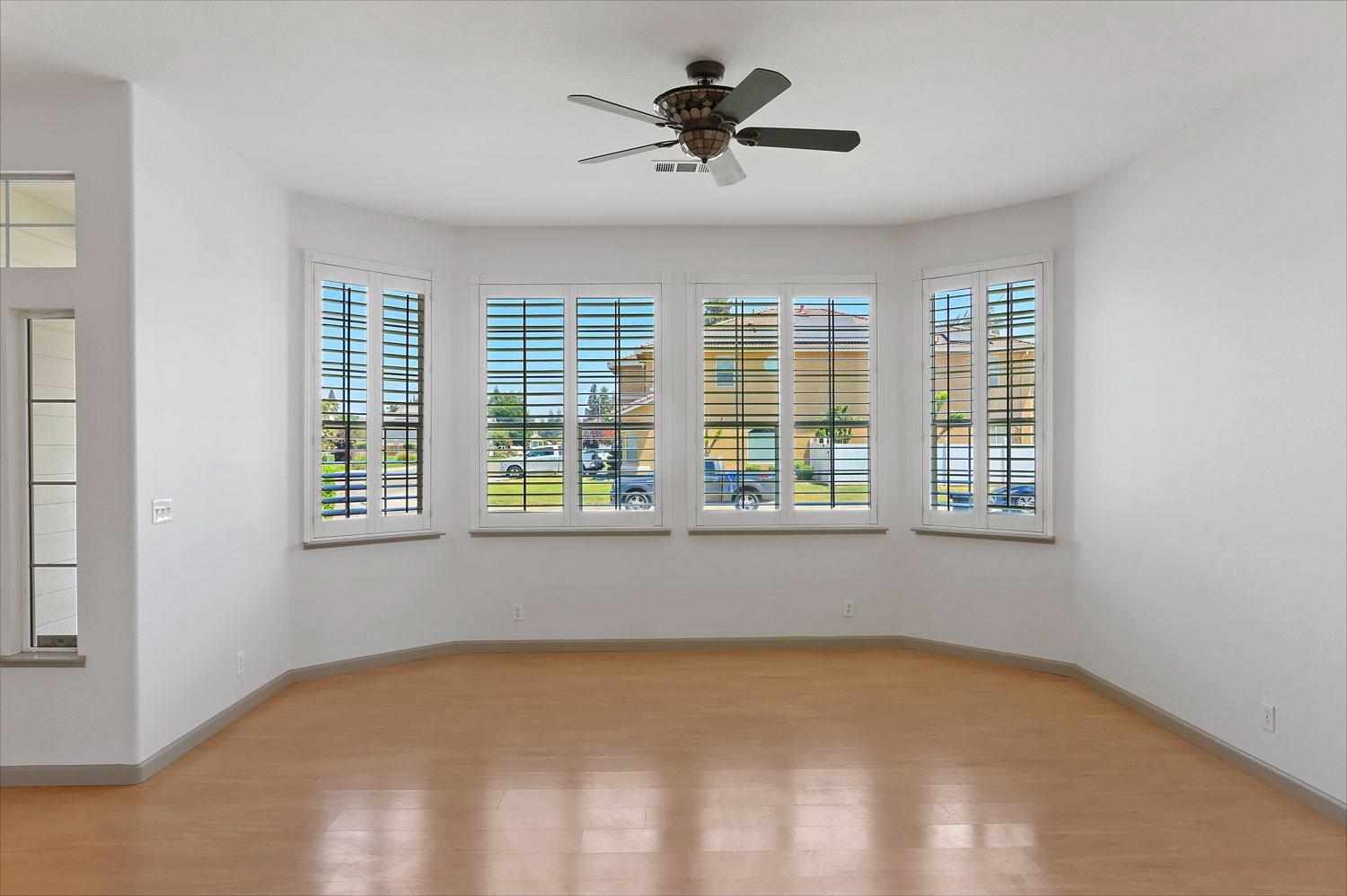 Detail Gallery Image 8 of 64 For 619 Pecan Dr, Ripon,  CA 95366 - 5 Beds | 4 Baths