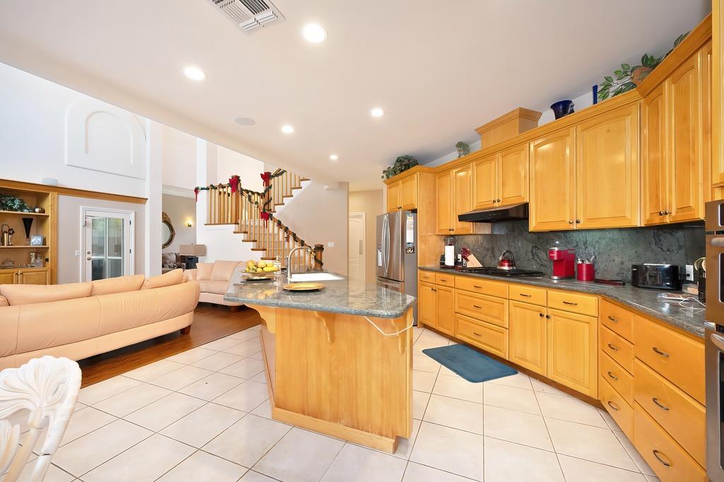 Lawnview Way, Elk Grove, California image 26
