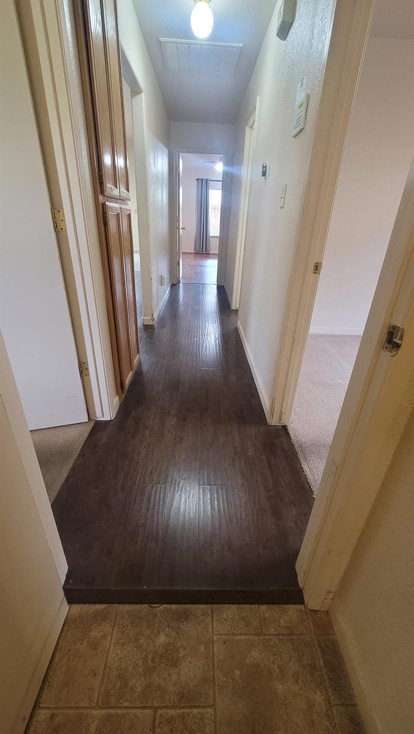 Detail Gallery Image 7 of 25 For 1117 La Mesa, Escalon,  CA 95320 - 3 Beds | 2 Baths