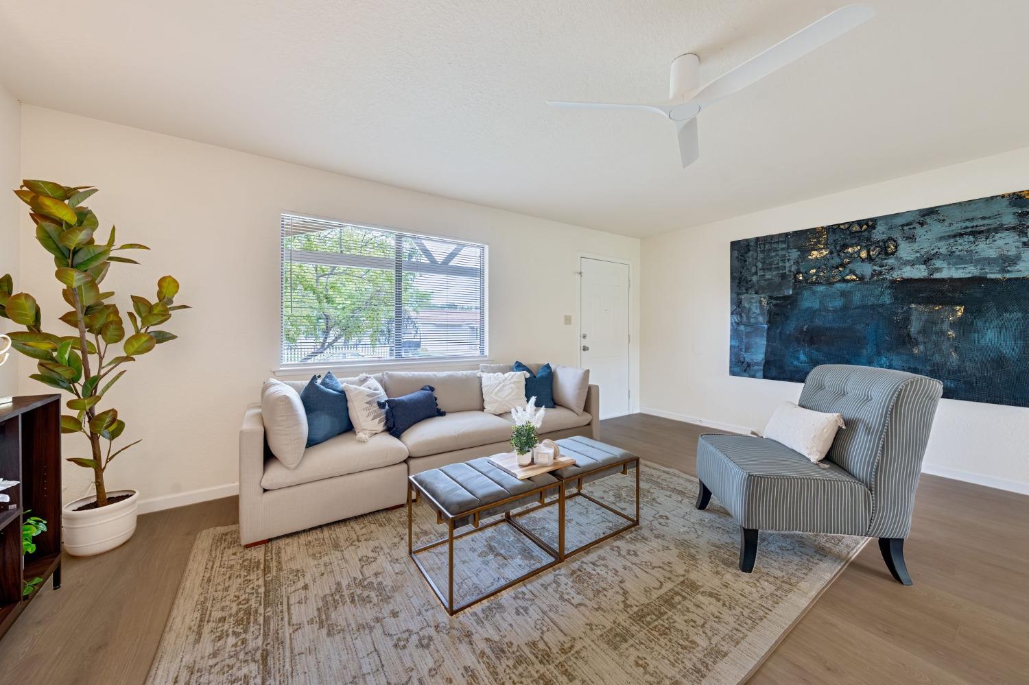 Detail Gallery Image 5 of 32 For 6719 Quanah Way, Orangevale,  CA 95662 - 3 Beds | 1/1 Baths