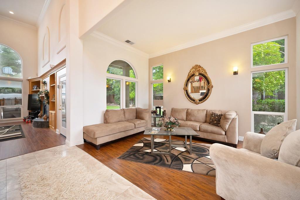 Lawnview Way, Elk Grove, California image 11