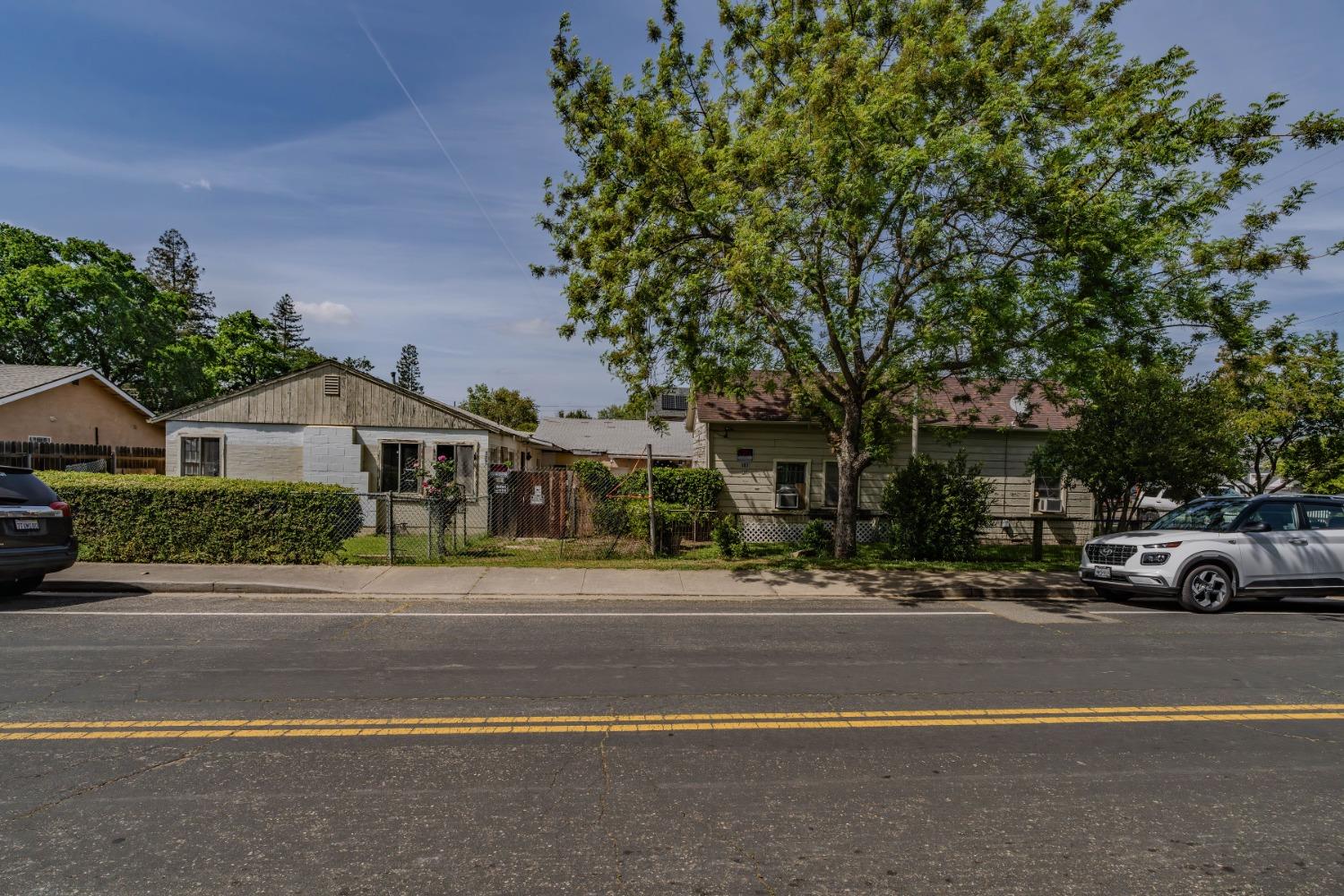 Detail Gallery Image 8 of 72 For 217 S Buena Vista St, Ione,  CA 95640 - 5 Beds | 2 Baths