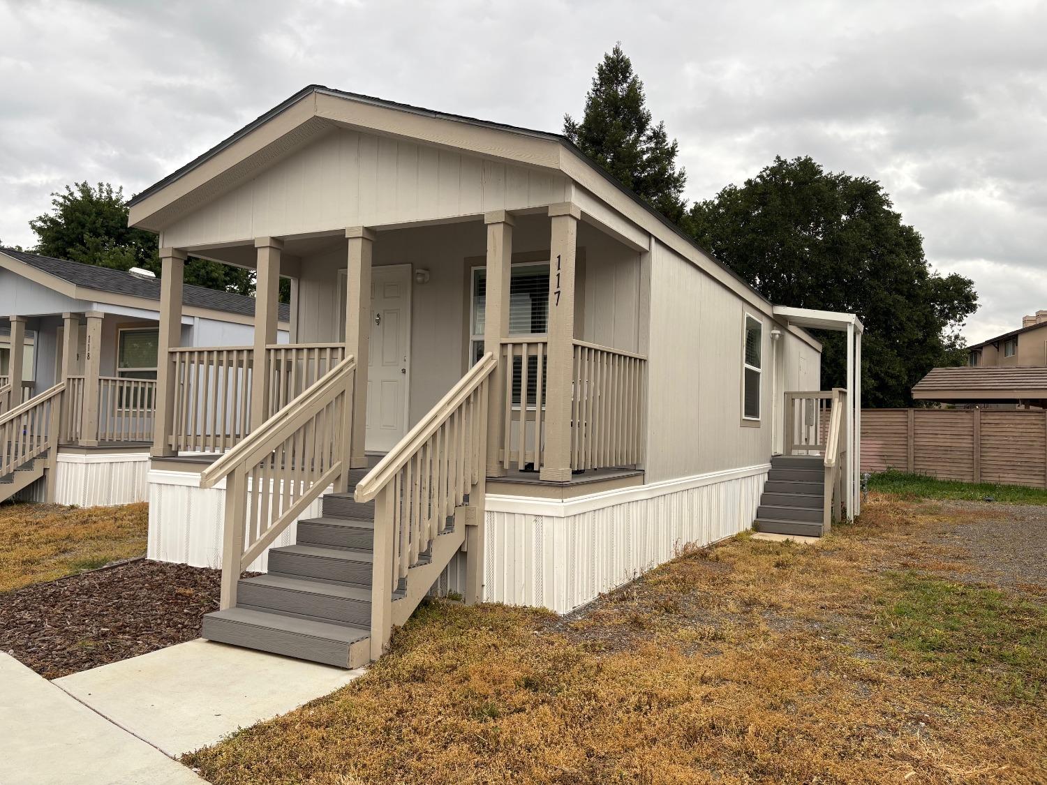 Detail Gallery Image 1 of 1 For 117 Hedy Ln, Davis,  CA 95618 - 1 Beds | 1 Baths