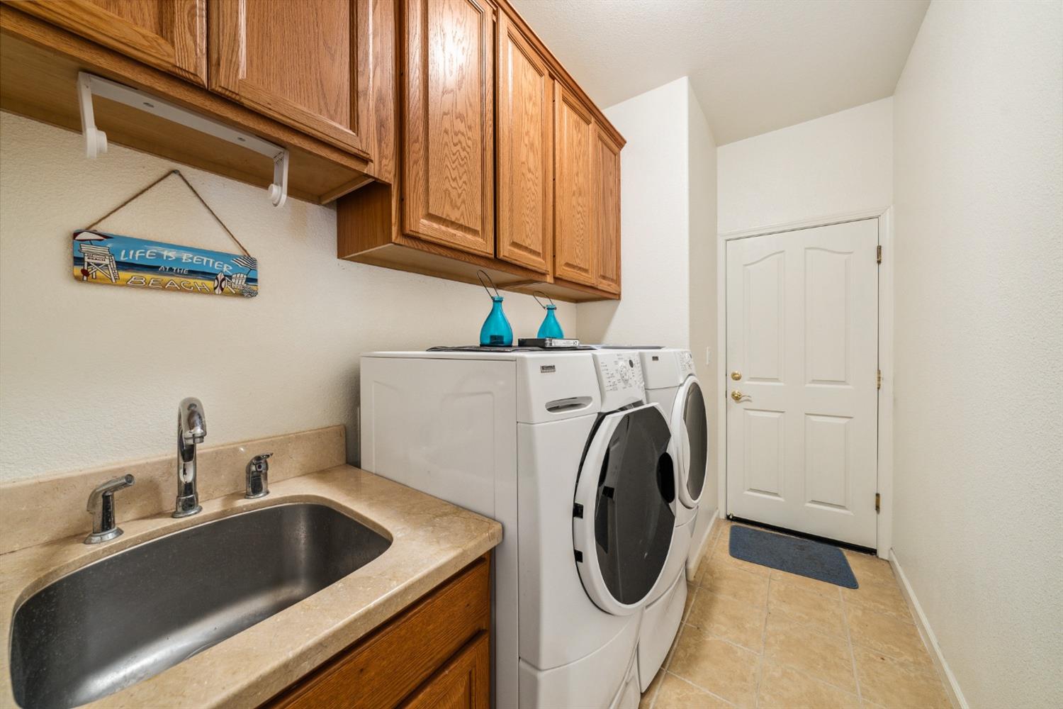 Detail Gallery Image 26 of 67 For 4740 Sea Ridge Ct, Seaside,  CA 93955 - 5 Beds | 3 Baths